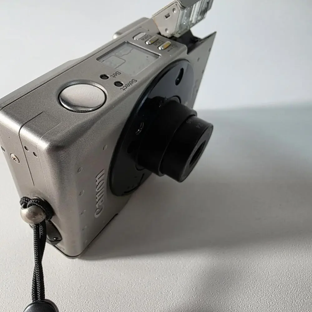 Canon ELPH 24-48mm Film Point & Shoot Film Camera Tested & Working W/ Battery